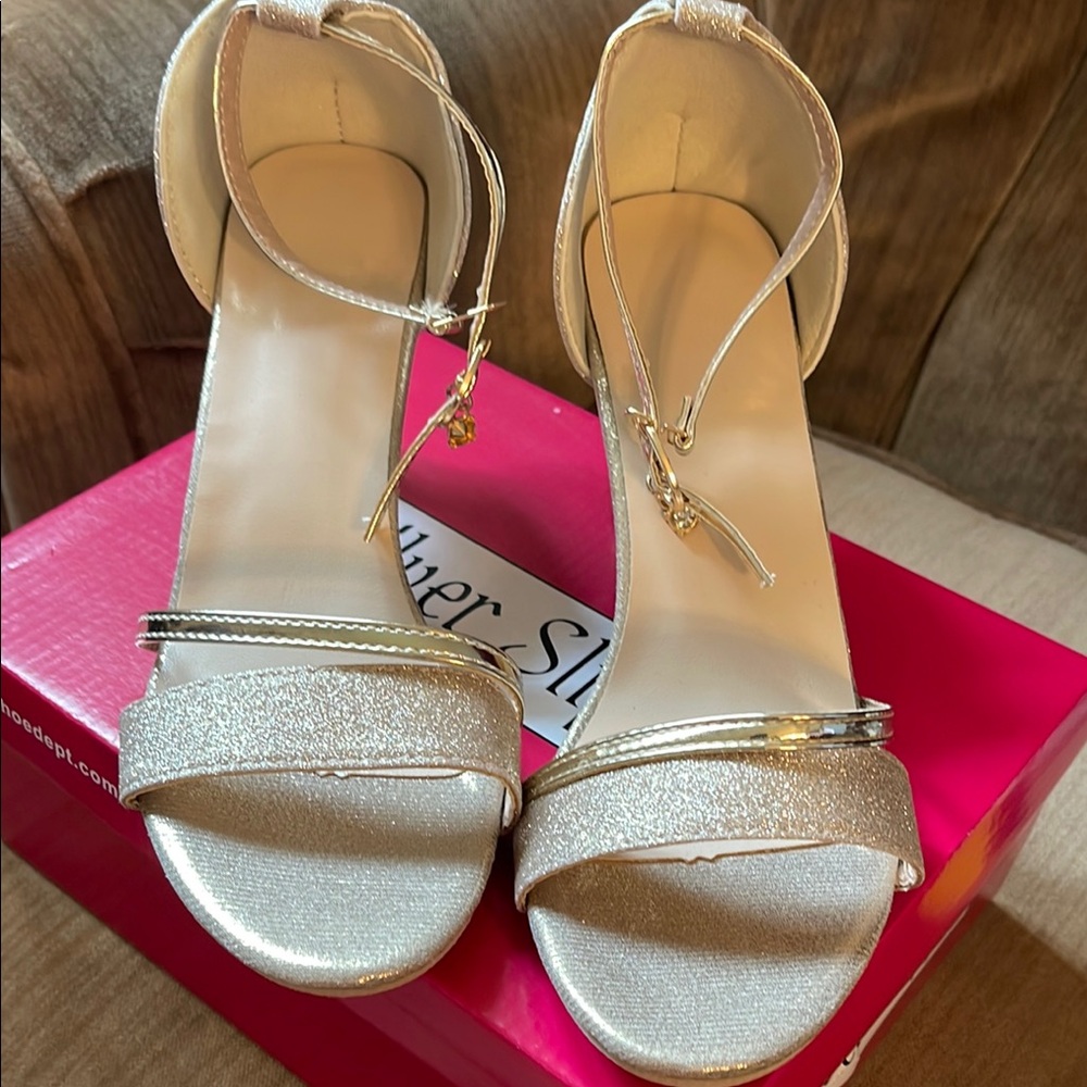 Elegant Gold Women's Heels